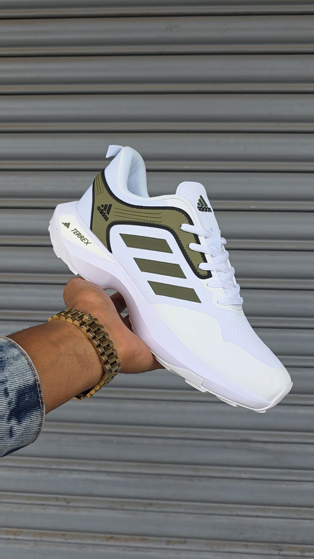 adidass white and green sneakers